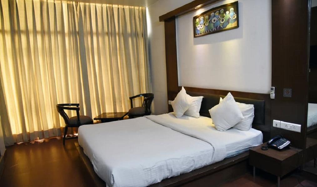 Hotel Parth Inn Ghaziabad Dış mekan fotoğraf