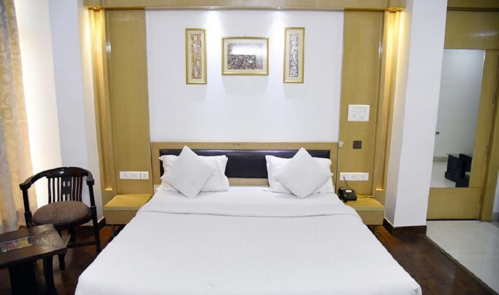 Hotel Parth Inn Ghaziabad Dış mekan fotoğraf
