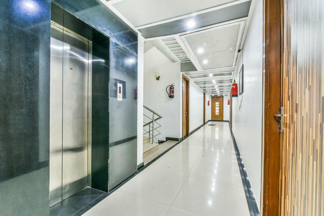 Hotel Parth Inn Ghaziabad Dış mekan fotoğraf