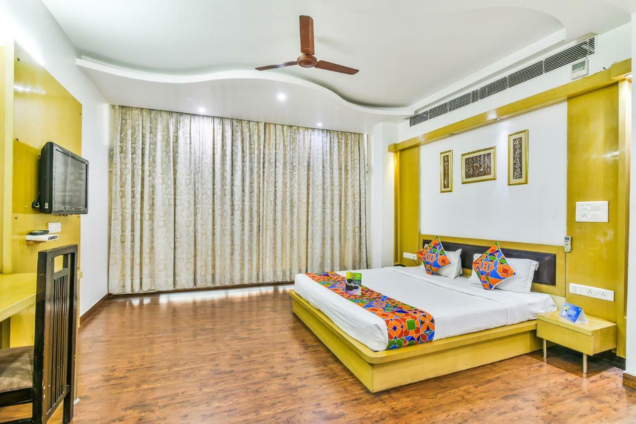 Hotel Parth Inn Ghaziabad Dış mekan fotoğraf